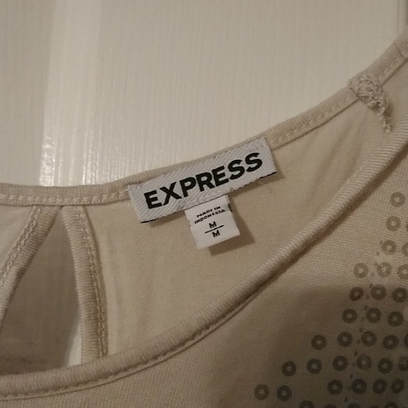 NWOT Express Cream Cape Style Top Size Medium - Picture 3 of 4